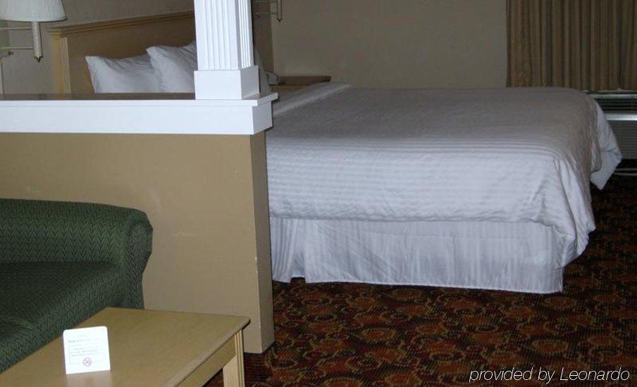 ホテル ブレントウッド スイーツ 部屋 写真